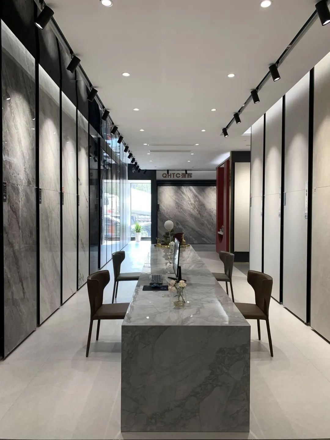 終端風采?|?強輝鹽城旗艦店，品質設計，藝術與生活的融合